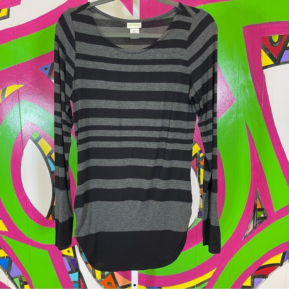 Motherhood Maternity. Long Sleeve Striped Shirt. Ruched sides. Size Small.